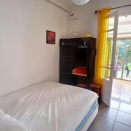 Hotel Avec Acces Direct A La *